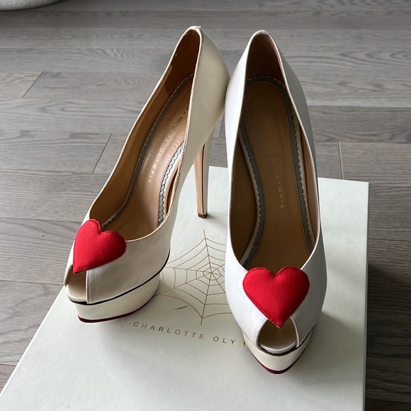Charlotte Olympia Shoes - Charlotte Olympia pumps, 8